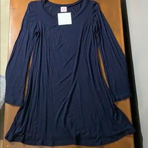 ✳️🆕NWT Wanna B navy blue long sleeve dress